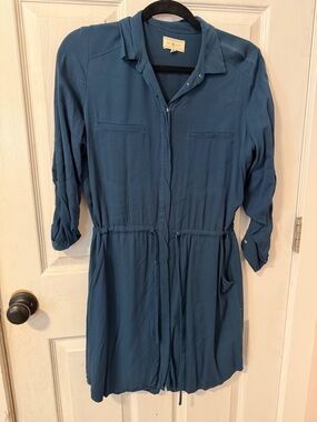 Lou & Grey Deep Teal Button-Up Dress very soft